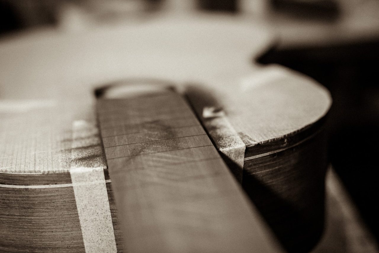 Gitarrenbau ist Handarbeit
